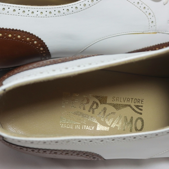 Salvatore Ferragamo Brogues for Women - Picture 4 of 5